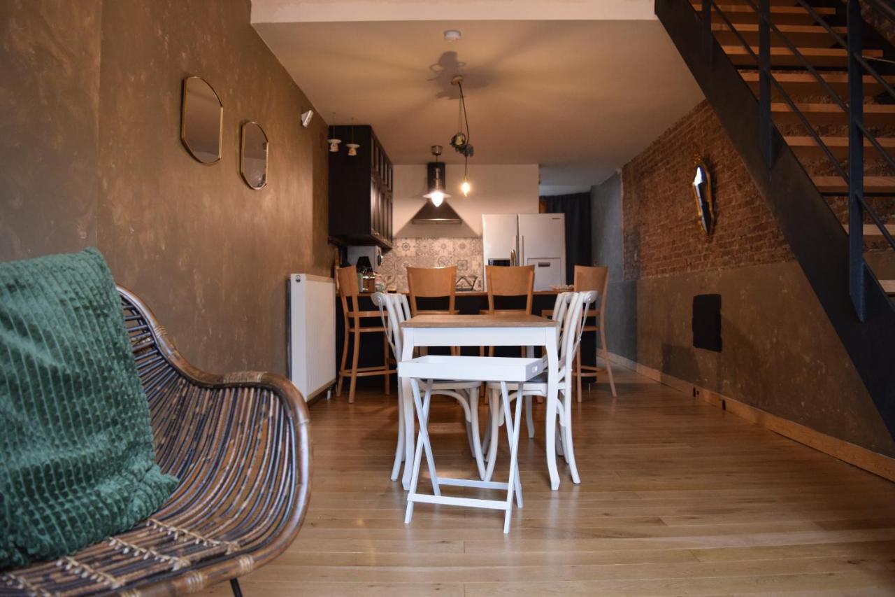 Le Patio Belle Maison En Plein Centre Ville, Avec Grande Terrasse Au Calme Bastogne Exterior photo